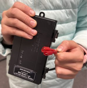 The Model 1.50 Holder for 4 D-Cell Batteries